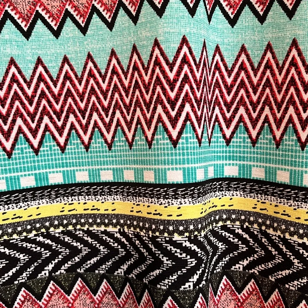 Women’s Fun Tunic With Lots of Color - Picture 3 of 7
